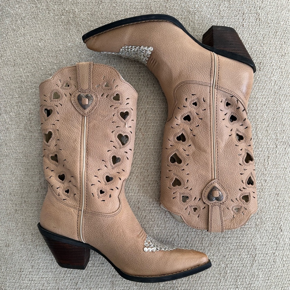 Cutest sparkly leather boots!